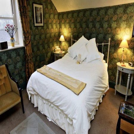 The Old Lockup Hotel Wirksworth Bagian luar foto