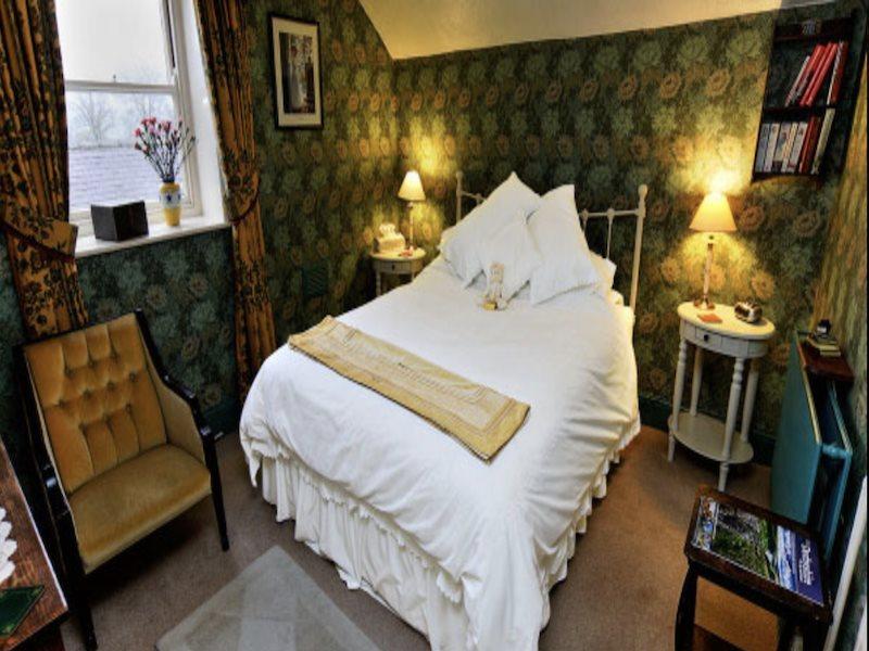 The Old Lockup Hotel Wirksworth Bagian luar foto